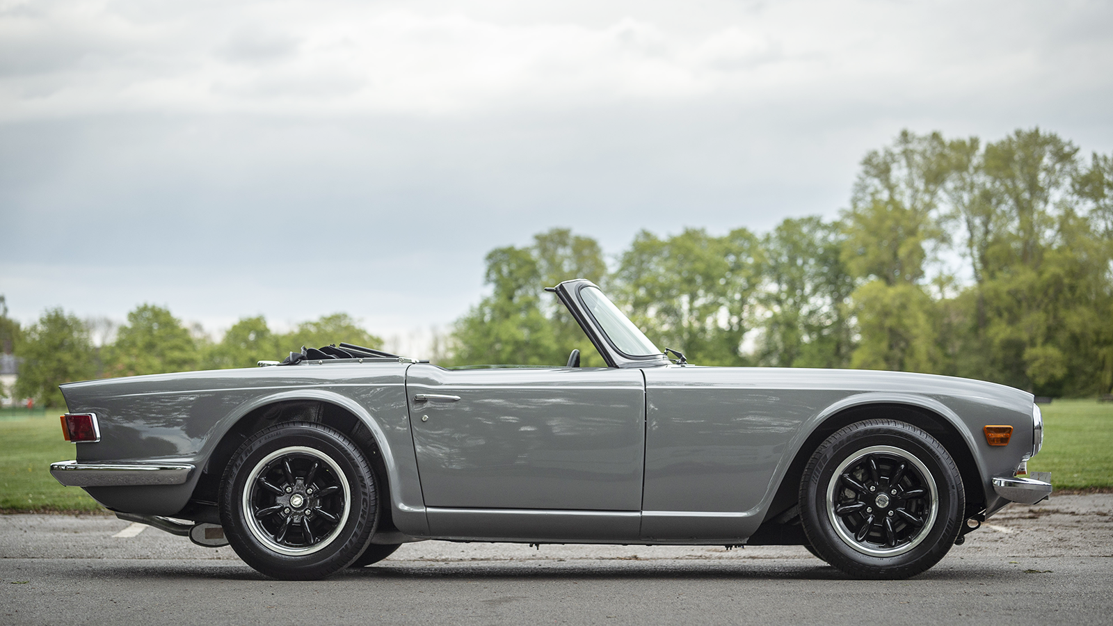 15 Tempting Classic Cars For Sale This Week | Classic & Sports Car